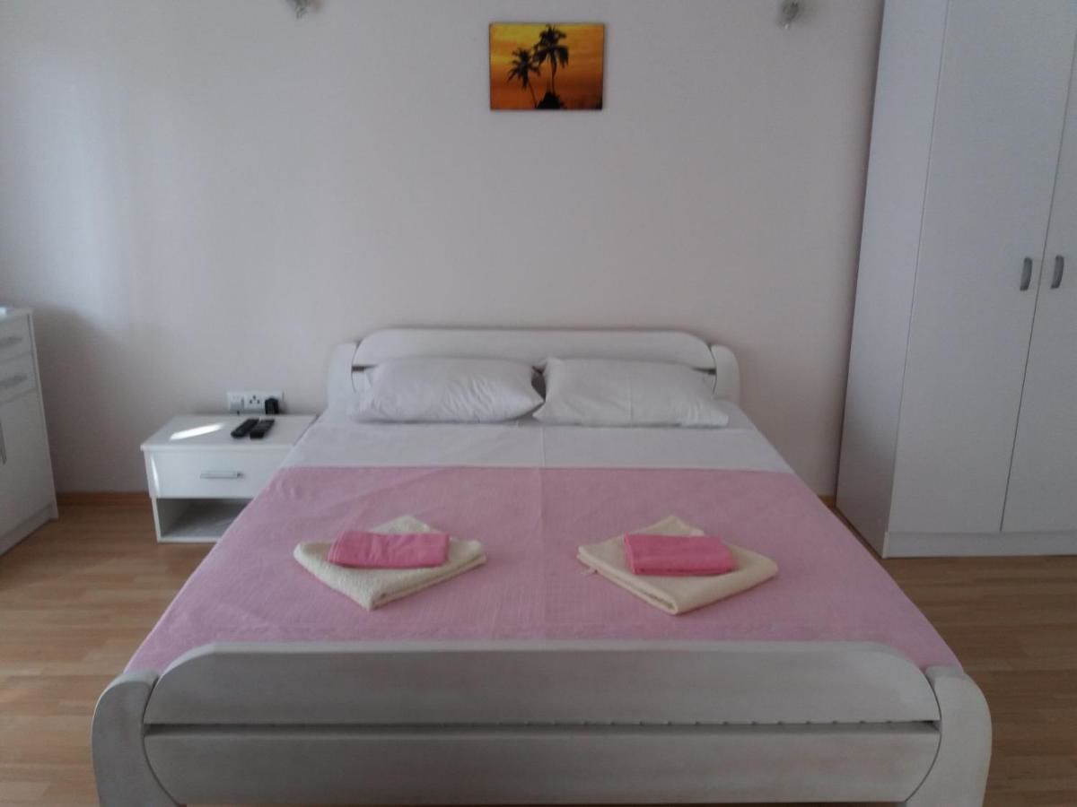 Апартаменты Nikirent Zelenika Studios Херцег-Нови-21