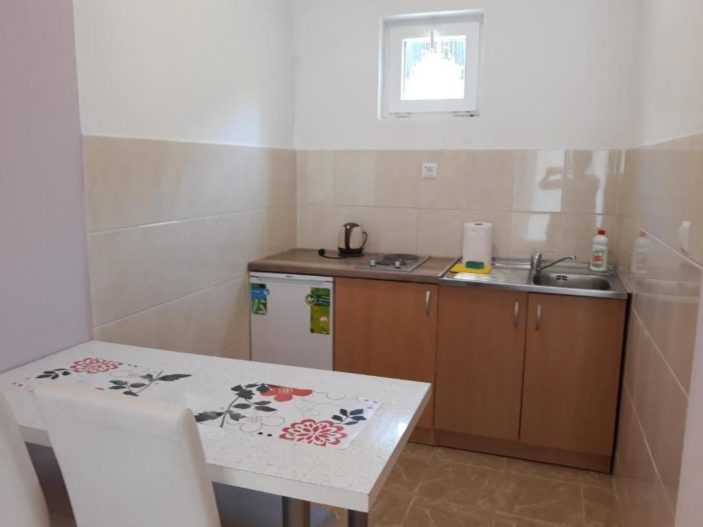 Апартаменты Nikirent Zelenika Studios Херцег-Нови-56