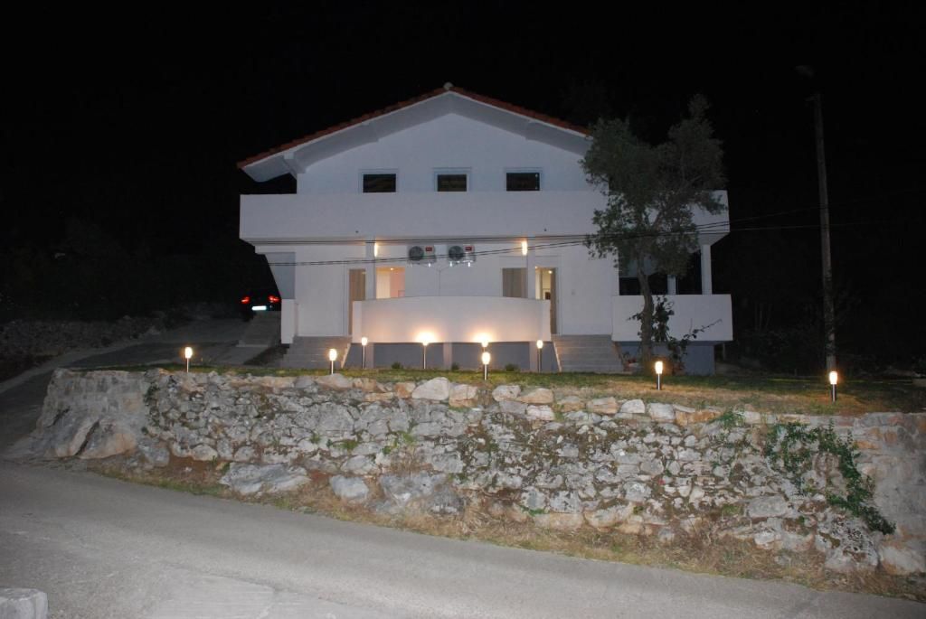 Апартаменты Nikirent Zelenika Studios Херцег-Нови-68