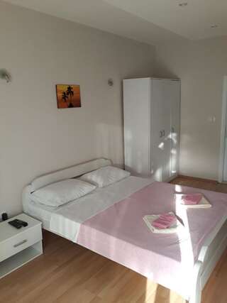 Апартаменты Nikirent Zelenika Studios Херцег-Нови Номер-студио-22