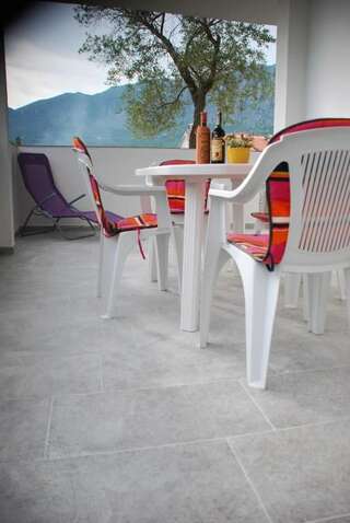 Апартаменты Nikirent Zelenika Studios Херцег-Нови Стандартный номер-студио-37